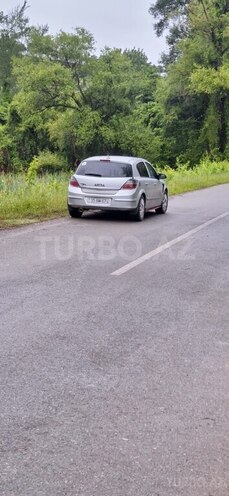 Opel Astra 2007, 252,200 km - 1.4 l - Qazax