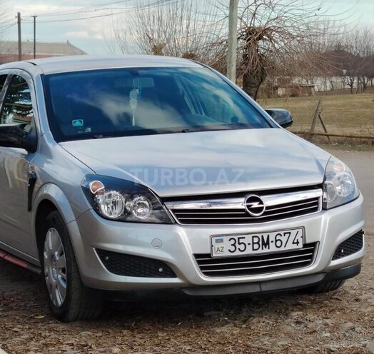 Opel Astra 2007, 252,200 km - 1.4 l - Qazax