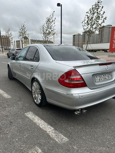 Mercedes E 320 2002, 242,000 km - 3.2 l - Bakı