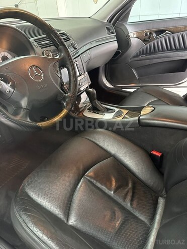Mercedes E 320 2002, 242,000 km - 3.2 l - Bakı