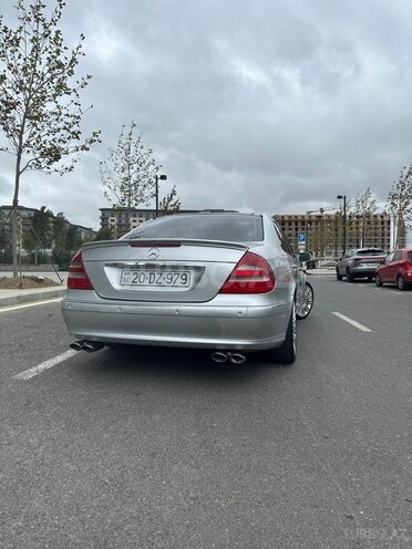 Mercedes E 320 2002, 242,000 km - 3.2 l - Bakı