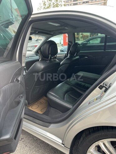Mercedes E 320 2002, 242,000 km - 3.2 l - Bakı