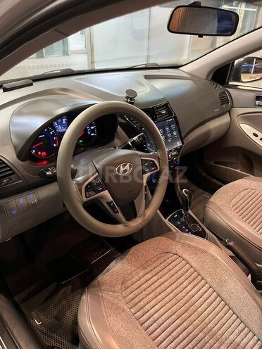 Hyundai Accent 2014, 247,163 km - 1.6 l - Bakı