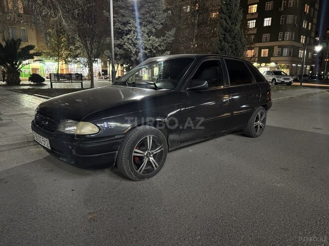 Opel Astra 1993, 555,000 km - 1.8 l - Bakı
