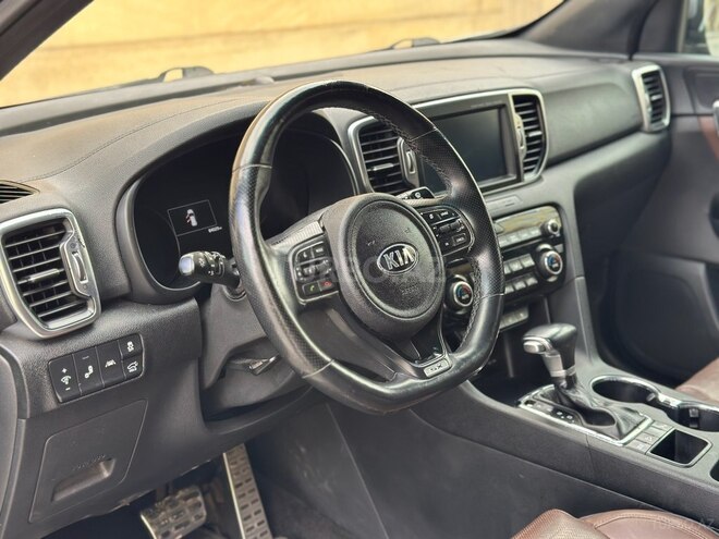 Kia Sportage 2017, 135,000 km - 2.0 l - Bakı