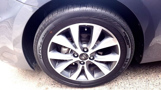 Hyundai Accent-9