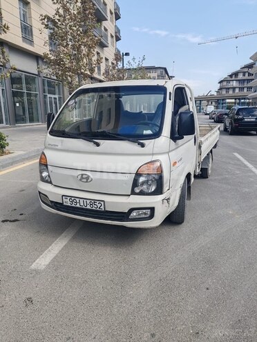 Hyundai H 100 2013, 235,000 km - 2.5 л - Bakı