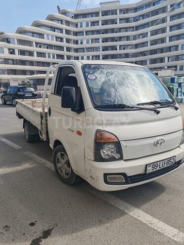 Hyundai H 100 2013, 235,000 km - 2.5 л - Bakı