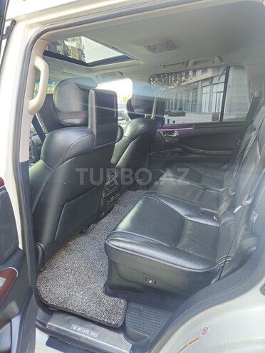 Lexus LX 570-18