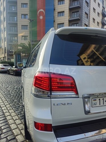 Lexus LX 570-5