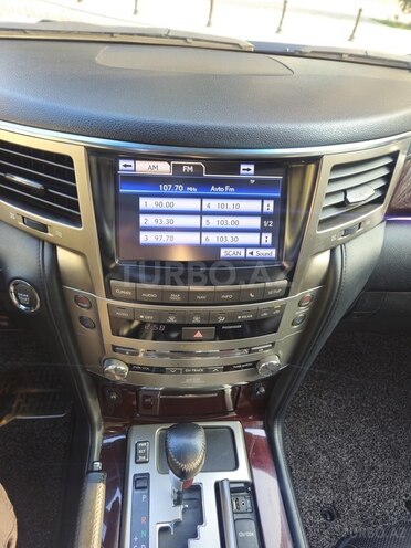 Lexus LX 570-20