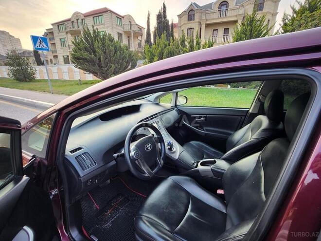Toyota Prius 2013, 274,218 km - 1.8 л - Bakı