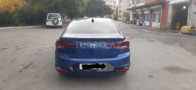 Hyundai Elantra 2018, 84,452 km - 2.0 l - Bakı