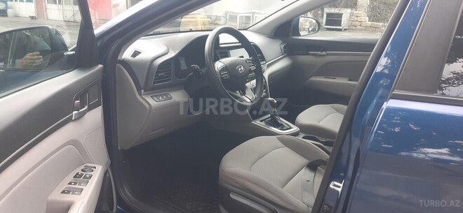 Hyundai Elantra 2018, 84,452 km - 2.0 l - Bakı