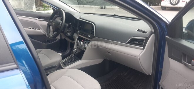 Hyundai Elantra 2018, 84,452 km - 2.0 l - Bakı