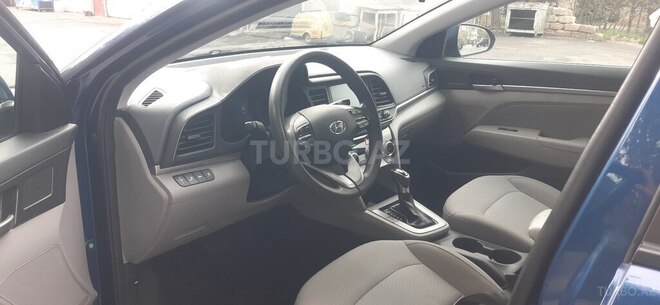Hyundai Elantra 2018, 84,452 km - 2.0 l - Bakı