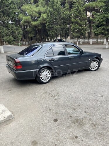 Mercedes C 180 1997, 440,000 km - 1.8 l - Sumqayıt