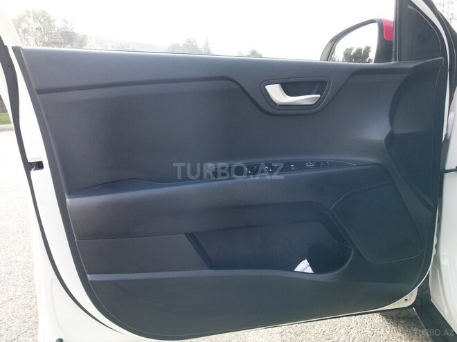 Kia Stonic 2022, 32,250 km - 1.4 l - Bakı