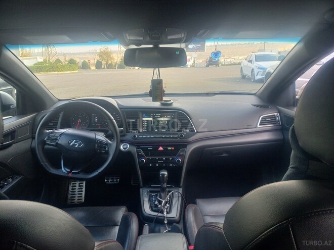 Hyundai Elantra 2017, 123,000 km - 1.6 l - Bakı