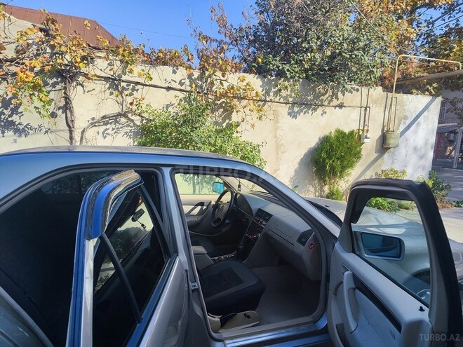 Mercedes C 200 1998, 365,551 km - 2.0 l - Bakı
