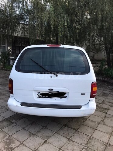 Ford  1999, 224,000 km - 3.0 l - Xudat