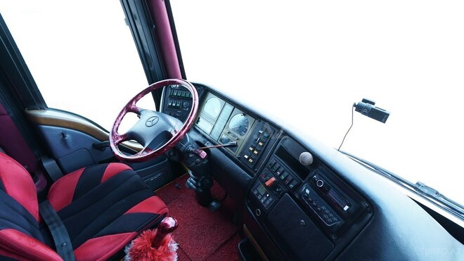 Mercedes 0403-5