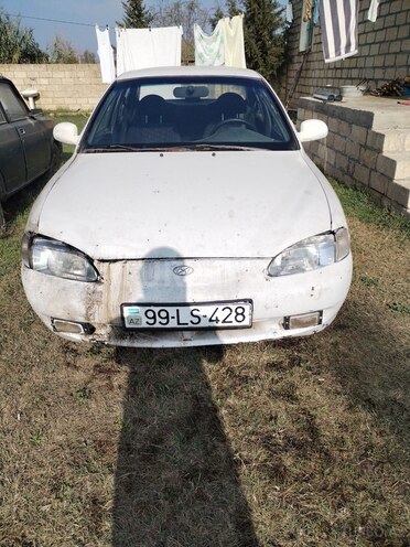 Hyundai Elantra 1995, 635,800 km - 2.0 l - İmişli