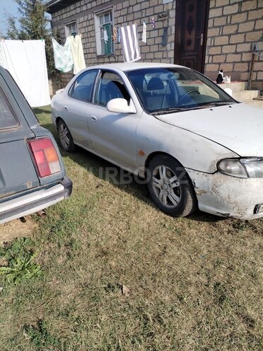 Hyundai Elantra 1995, 635,800 km - 2.0 l - İmişli