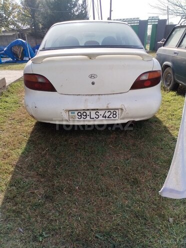 Hyundai Elantra 1995, 635,800 km - 2.0 l - İmişli