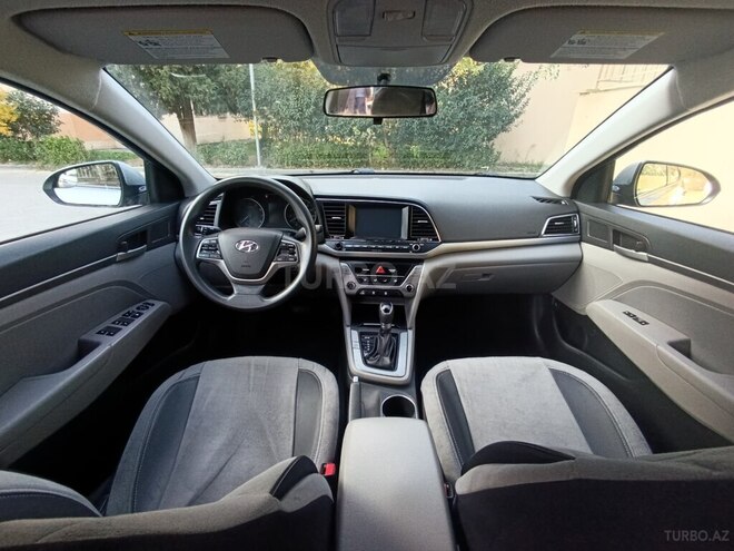 Hyundai Elantra 2016, 145,093 km - 2.0 л - Bakı