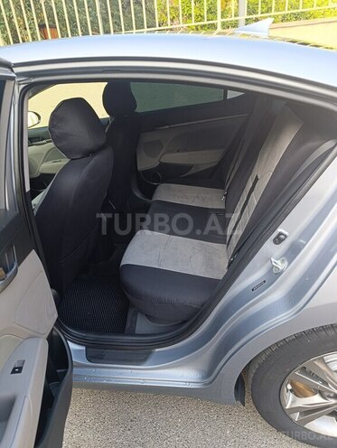 Hyundai Elantra 2016, 145,093 km - 2.0 л - Bakı