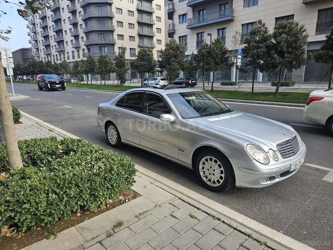 Mercedes E 220 2002, 321,200 km - 2.2 l - Bakı
