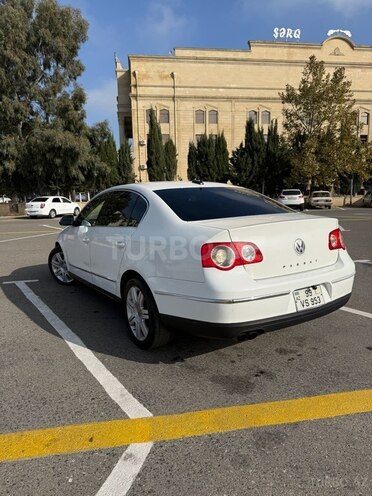 Volkswagen Passat 2005, 420,000 km - 2.0 л - Bakı