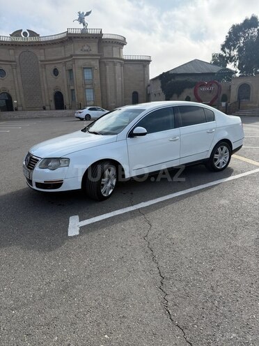 Volkswagen Passat 2005, 420,000 km - 2.0 л - Bakı