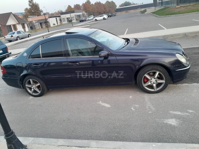 Mercedes E 220 2002, 212,321 km - 2.2 l - Qazax