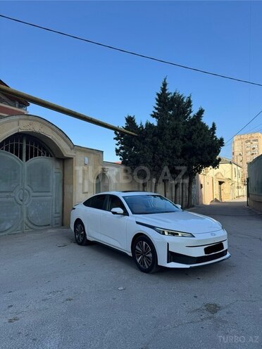 Changan Qiyuan A05 2024, 70,975 km - 1.5 l - Bakı