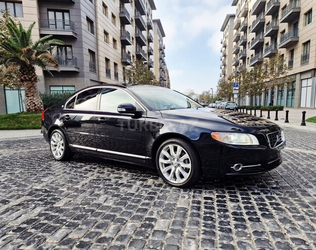 Volvo S80 2008, 240,000 km - 3.2 l - Bakı