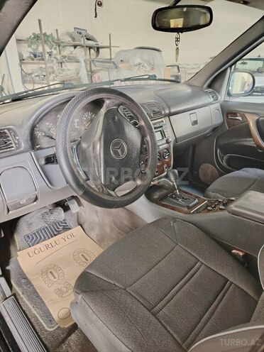 Mercedes ML 320 1999, 215,000 km - 3.2 l - Bakı