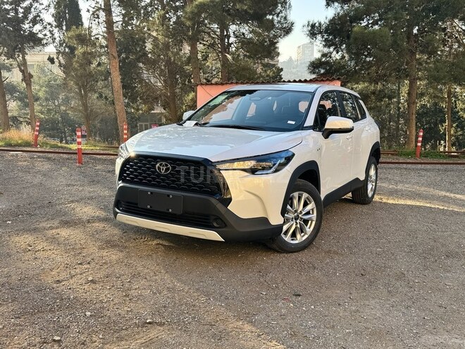 Toyota Corolla Cross 2025, 0 km - 2.0 л - Bakı