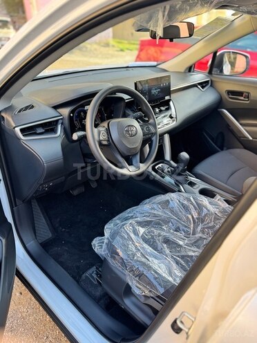 Toyota Corolla Cross 2025, 0 km - 2.0 л - Bakı