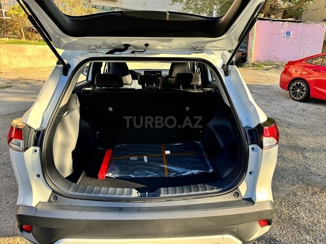 Toyota Corolla Cross 2025, 0 km - 2.0 л - Bakı