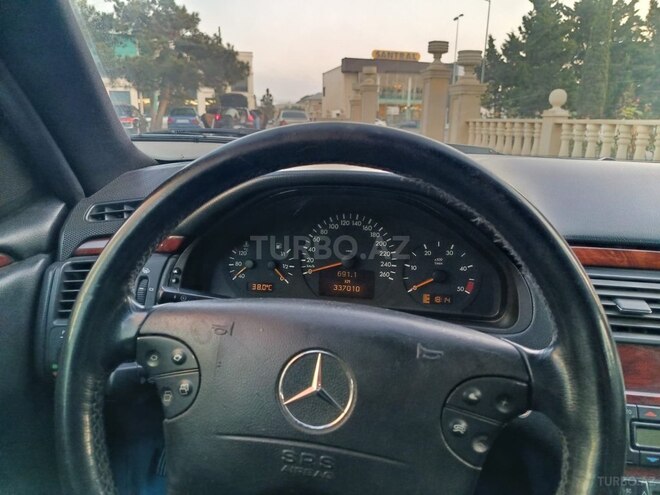 Mercedes E 270 2000, 337,010 km - 2.7 l - Bakı