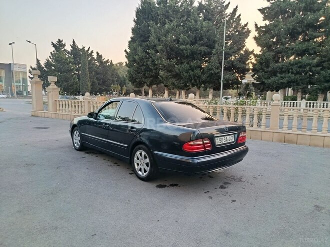 Mercedes E 270 2000, 337,010 km - 2.7 l - Bakı
