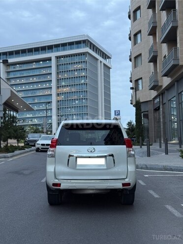 Toyota Land Cruiser Prado 2010, 170,000 km - 2.7 l - Bakı