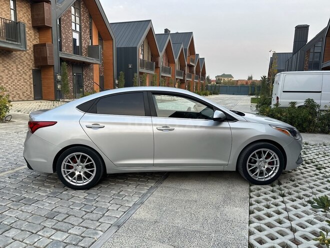 Hyundai Accent 2018, 173,165 km - 1.6 л - Bakı