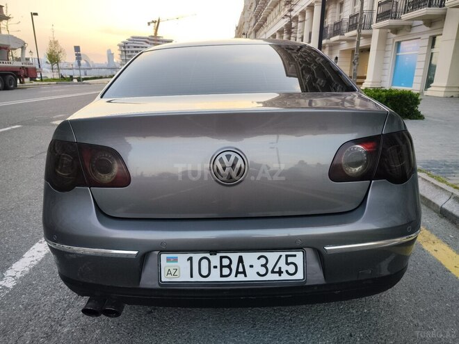 Volkswagen Passat 2006, 296,100 km - 2.0 л - Bakı
