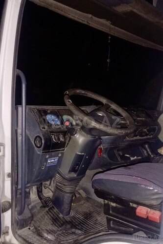 Mercedes Atego 817 2000, 699,000 km - 4.2 л - Gəncə