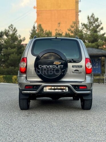 Chevrolet Niva 2012, 212,000 km - 1.7 л - Bakı