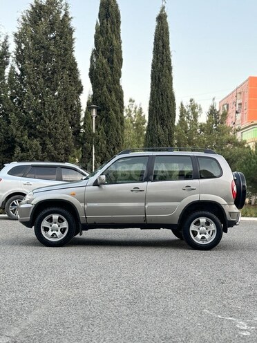 Chevrolet Niva 2012, 212,000 km - 1.7 л - Bakı