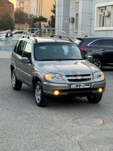 Chevrolet Niva 2012, 212,000 km - 1.7 л - Bakı